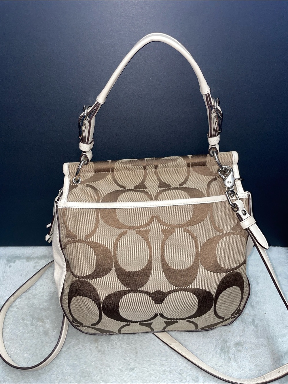 Coach ‘Willis’ 70th Anniversary Crossbody - Picture 2 of 16